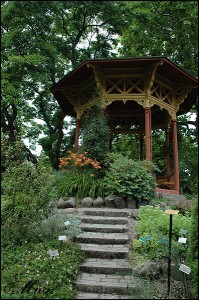 Lusthus i Botaninska tr&auml;dg&aring;rden